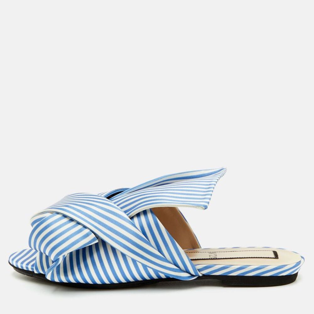 N21 Knot Size 38 Blue/white Striped Print Satin Flat Mules